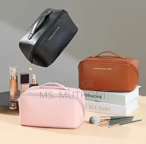 Waterproof Travel Cosmetic/ Toiletries /Makeup Organizer,