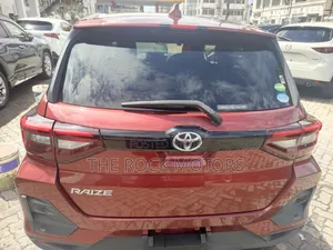 Toyota Raize 2020 Maroon