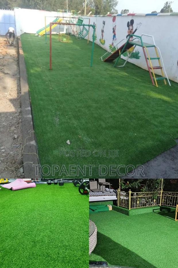 25mm Clean and Green Solution Artificial Grass Carpet