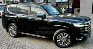 Toyota Land Cruiser 3.3 Diesel 4WD 2022 Black