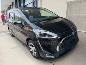 Toyota Sienta 1.5 FWD 2019 Black
