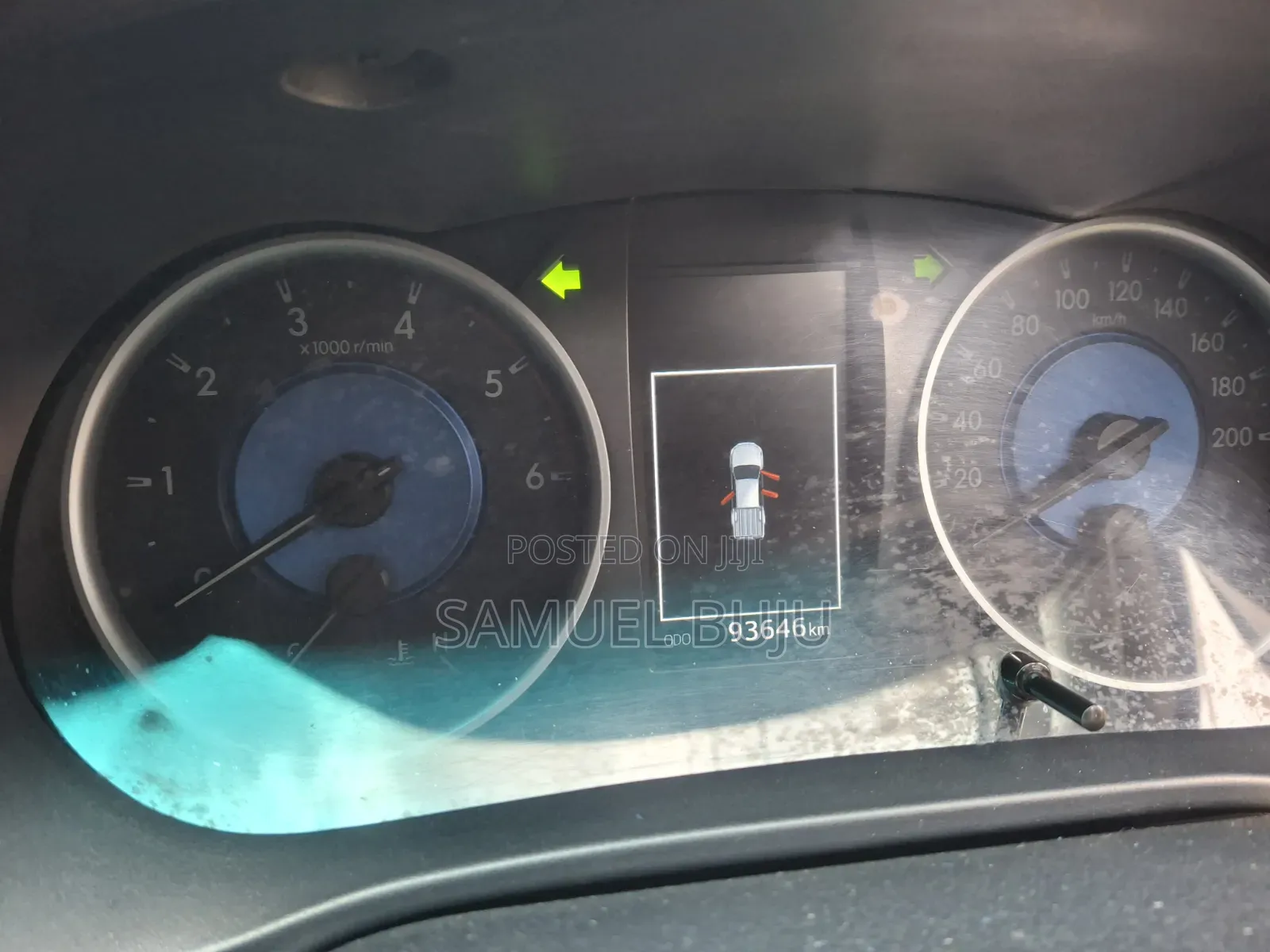 Toyota Hilux 2016 Gray