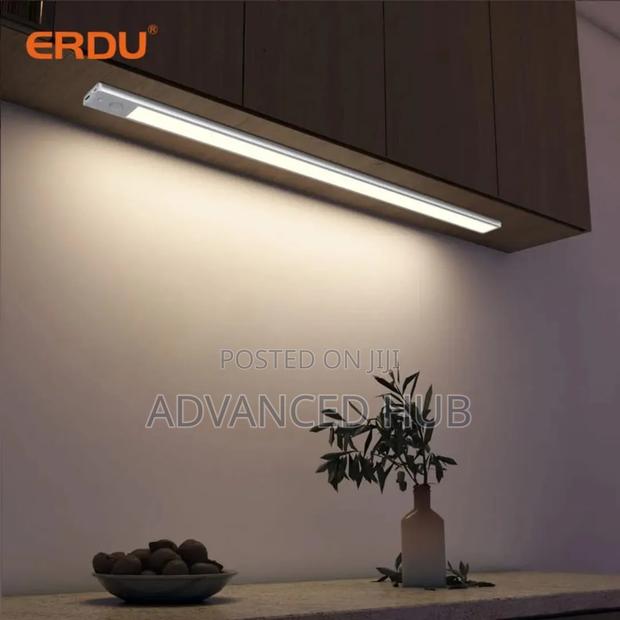 Intelligent Motion Sensor Cabinet Light - thumbnail 2