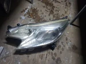 Nissan Note E12 Headlights