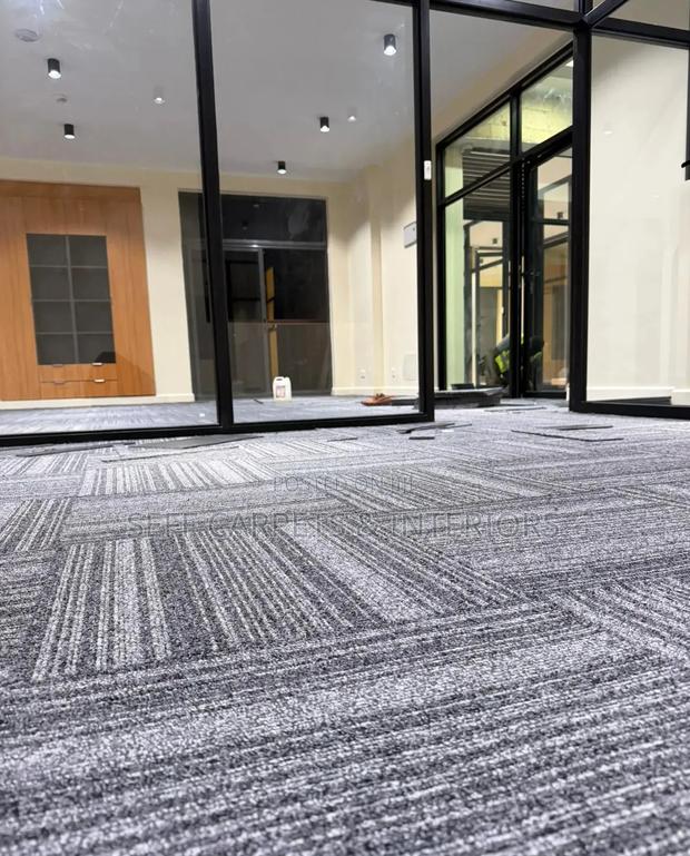 Elegant Carpet Tiles