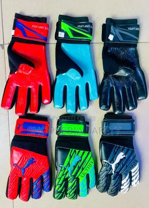 Football Goalkeeper Gloves