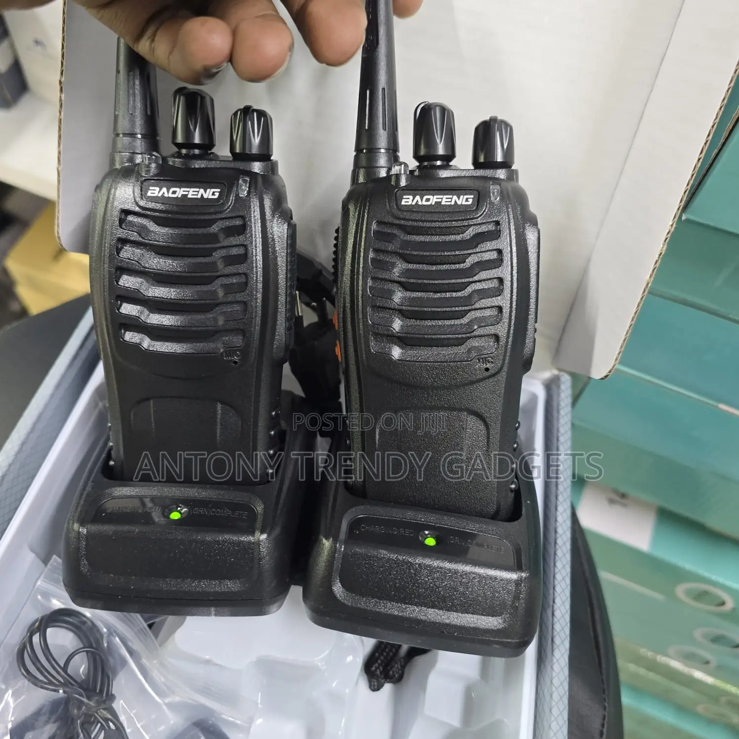Baofeng Bf-888s Radio Set 16 Channel Uhf With Flashlight