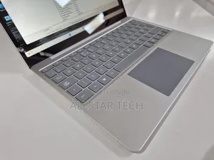 Laptop Microsoft Surface Go 16GB Intel Core i5 SSD 256GB