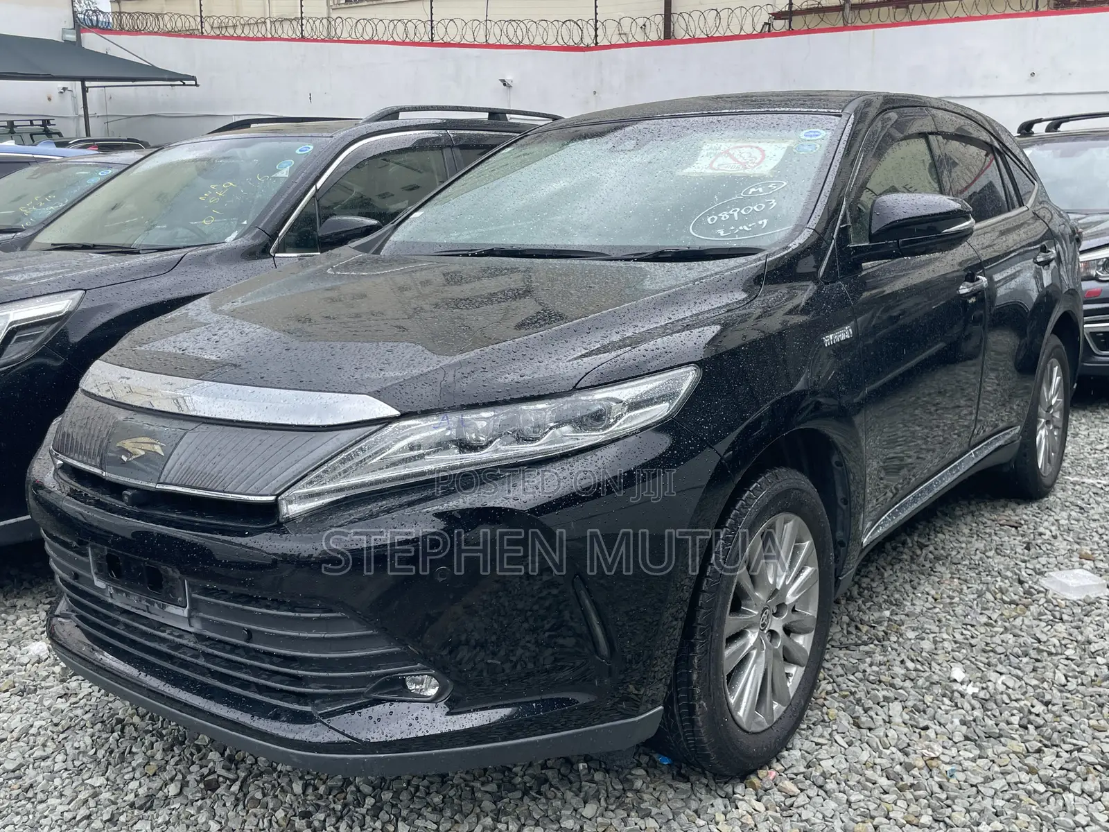 Toyota Harrier 2.5 Hybrid 4WD 2019 Black