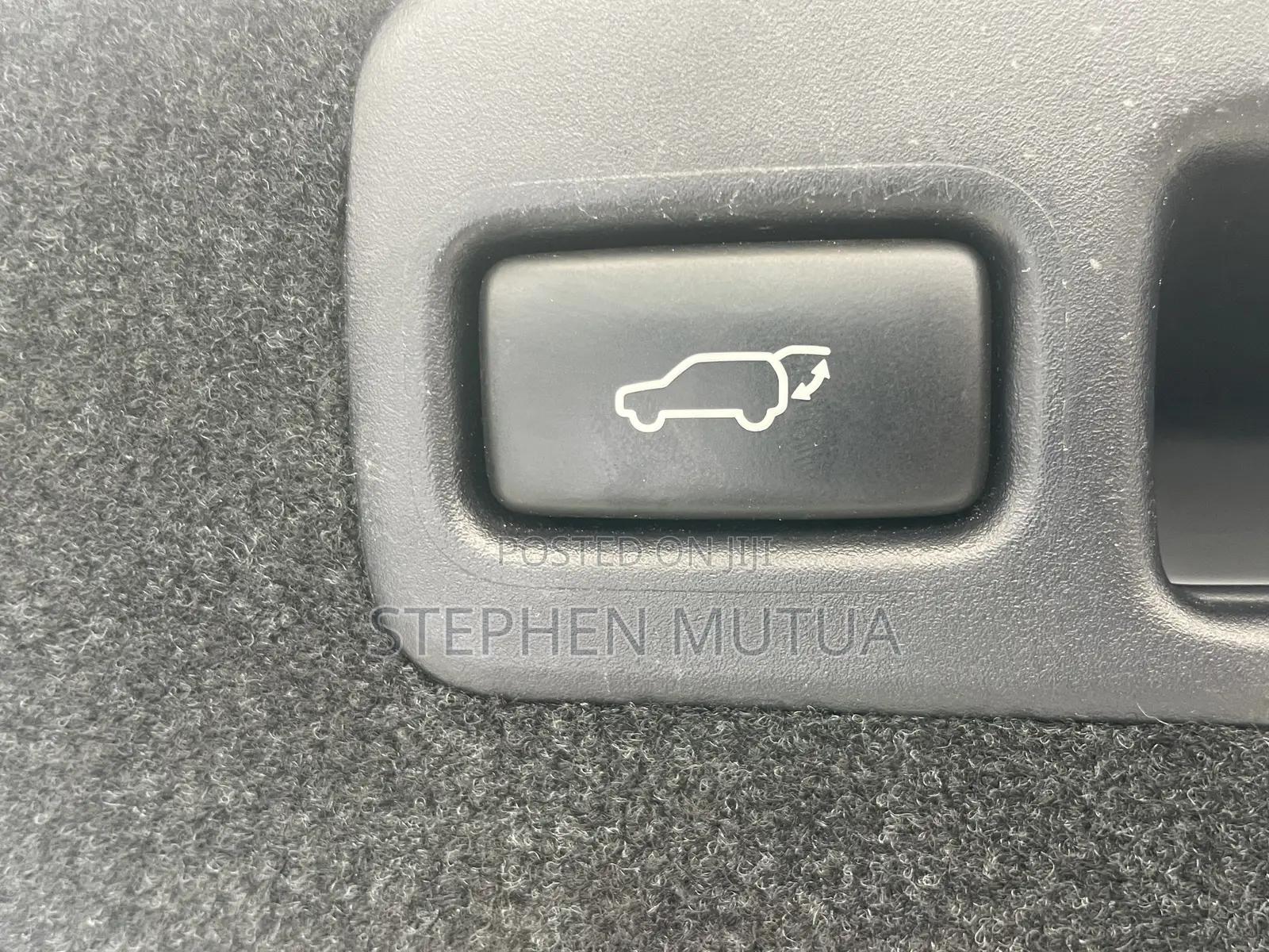 Toyota Harrier 2.5 Hybrid 4WD 2019 Black