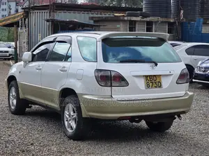 Toyota Harrier 2002 Pearl