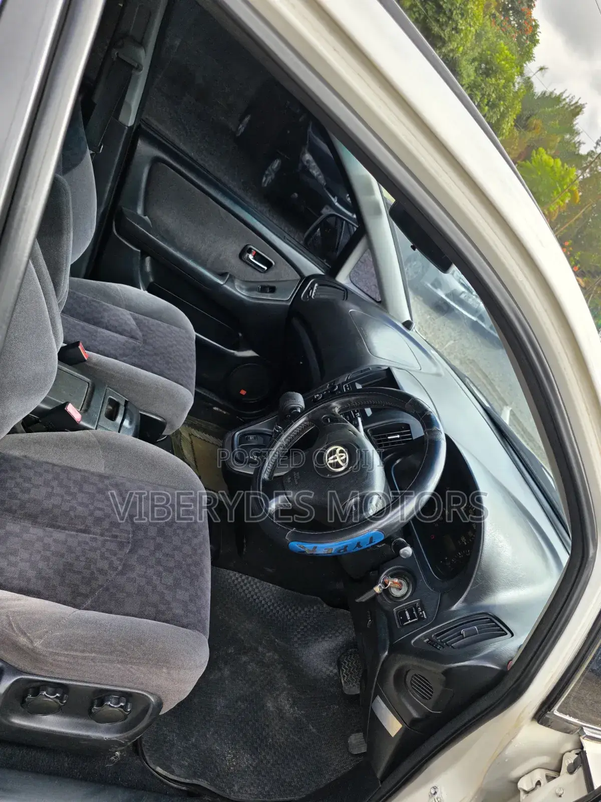 Toyota Harrier 2002 Pearl