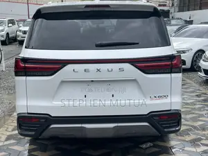 Lexus LX 600 2024 White
