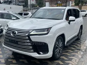 Lexus LX 600 2024 White