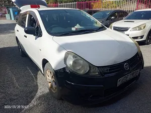 Nissan Advan 2014 White