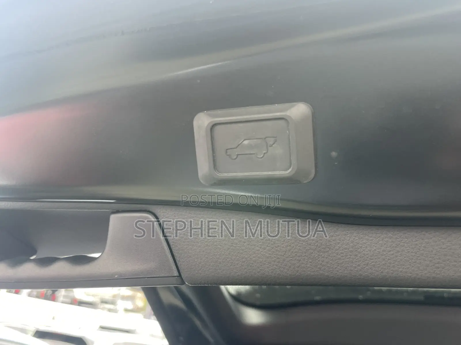 Toyota RAV4 Hybrid 2019 Black