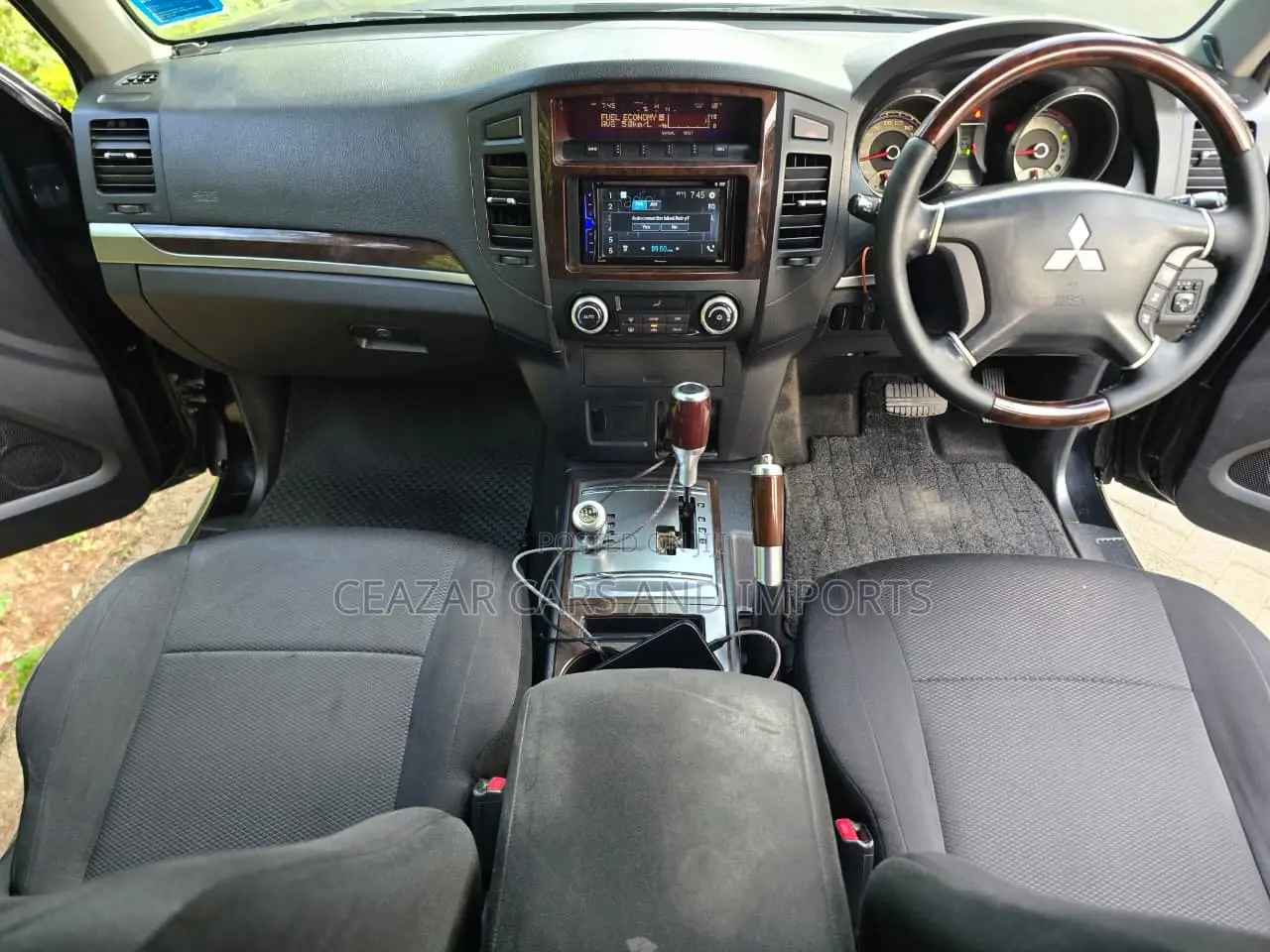 Mitsubishi Pajero 3.0 2011 Black
