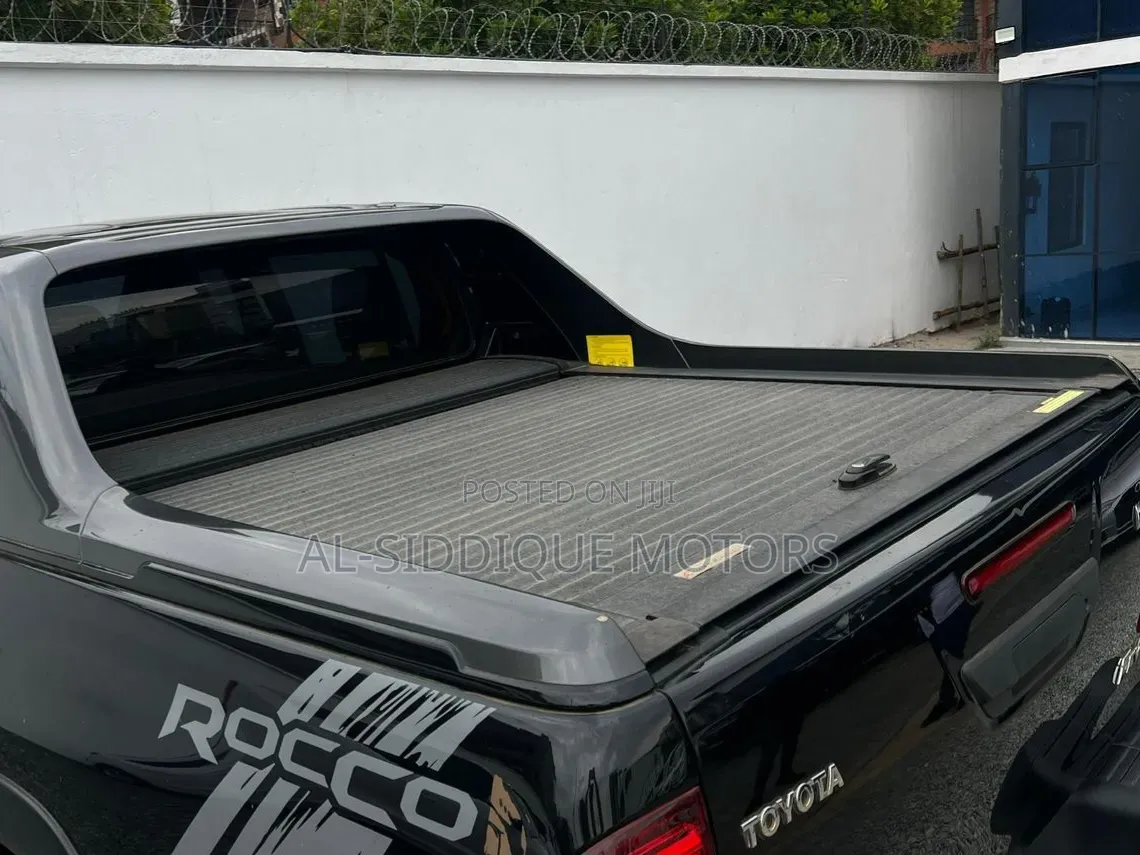 Toyota Hilux Revo Double Cab Deisel 2.8 RWD 2018 Black