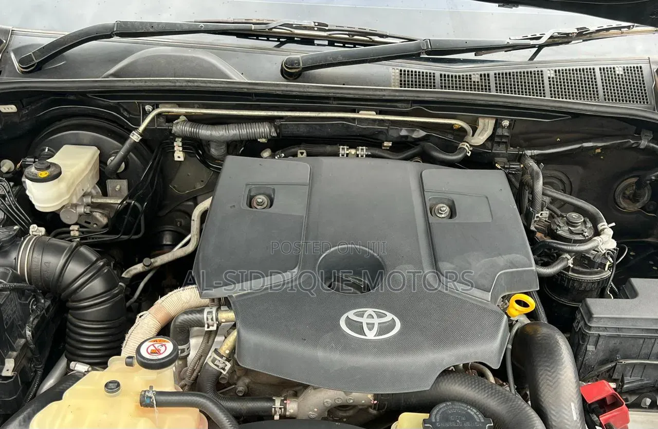 Toyota Hilux Revo Double Cab Deisel 2.8 RWD 2018 Black