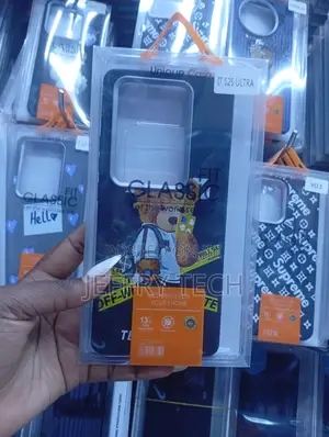 Samsung Galaxy S25 Ultra"Unique Case" Design With a Bear Graphic