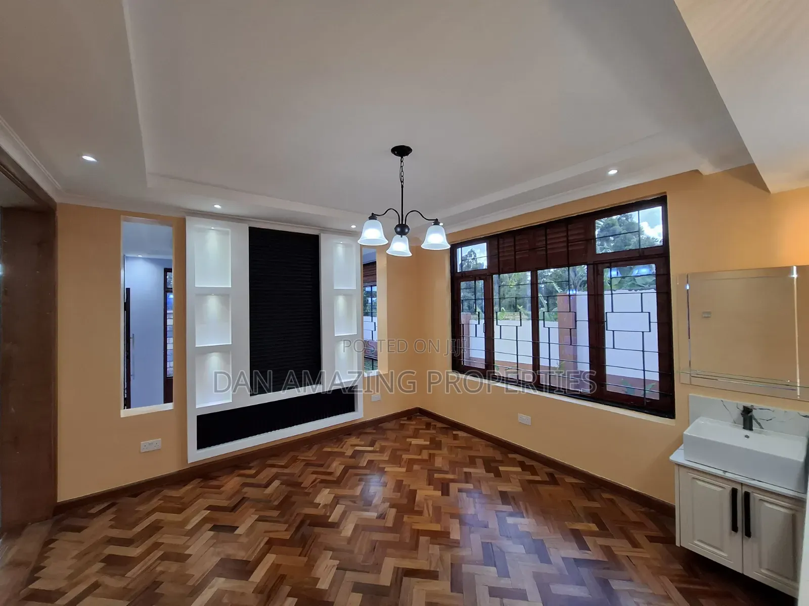 5bdrm Mansion in Kikuyu On 1/4 Acre, Muguga for rent