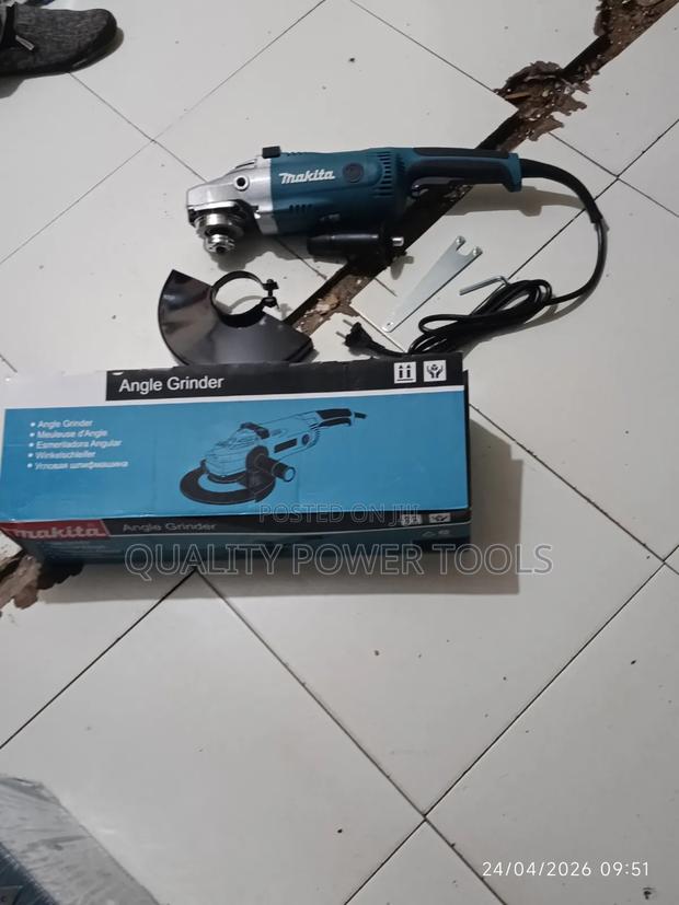 Makita Grinder 9inch - thumbnail 2