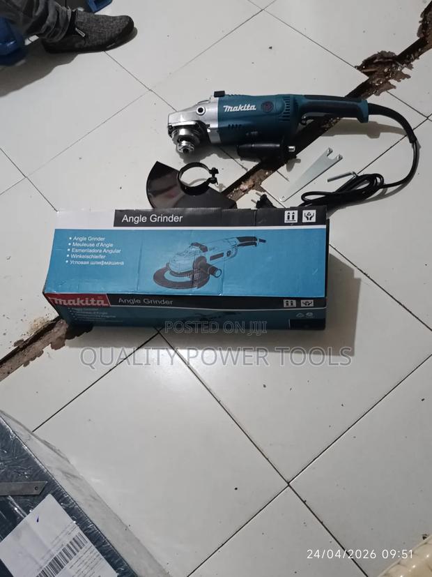 Makita Grinder 9inch - thumbnail 4