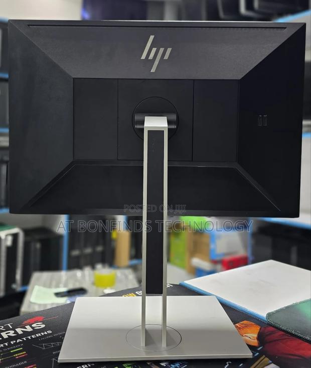 Hp E24i G4
Size:24 Inch 
Resolution:1920*1200 - thumbnail 3