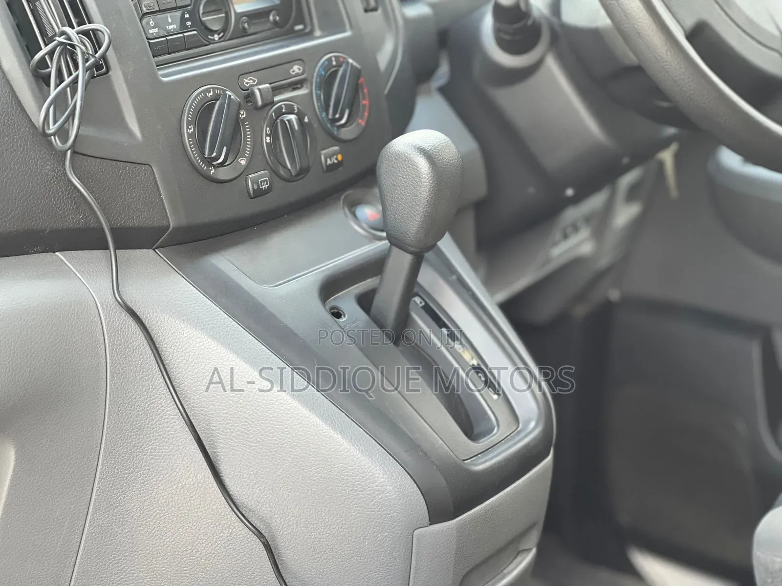 Nissan NV200 SV 2020 White