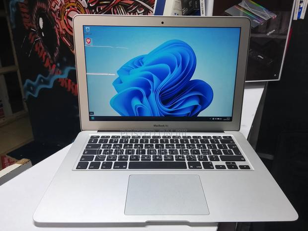 Laptop Apple MacBook Air 8GB Intel Core i5 SSD 256GB