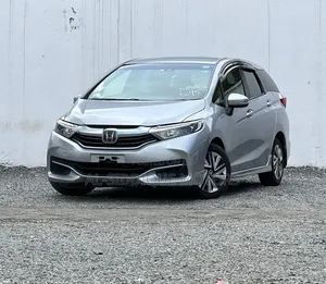 Honda Fit Shuttle 1.5 Hybrid 2WD 2019 Gray