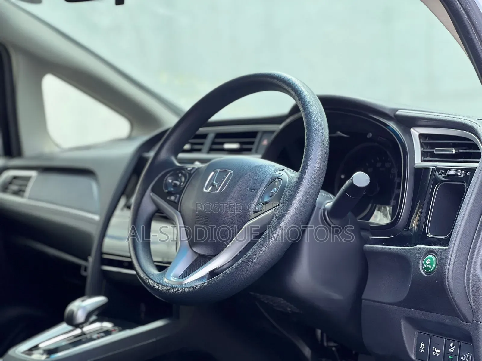 Honda Fit Shuttle 1.5 Hybrid 2WD 2019 Gray