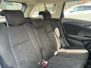 Honda Fit Shuttle 1.5 Hybrid 2WD 2019 Gray