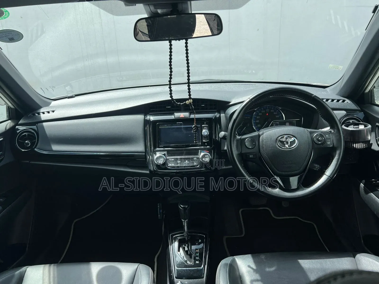 Toyota Corolla Fielder 1.5 Hybrid FWD 2019 Silver