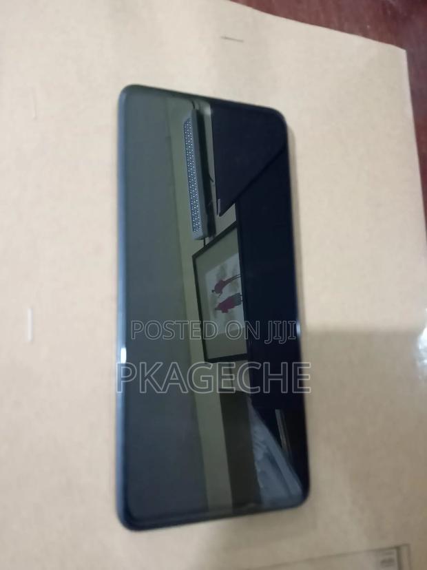 Tecno Camon 19 128 GB Black - thumbnail 2