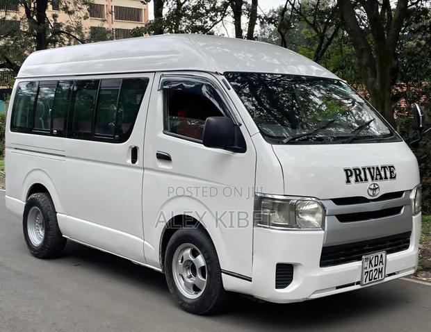 Toyota HiAce 2013 White - thumbnail 4