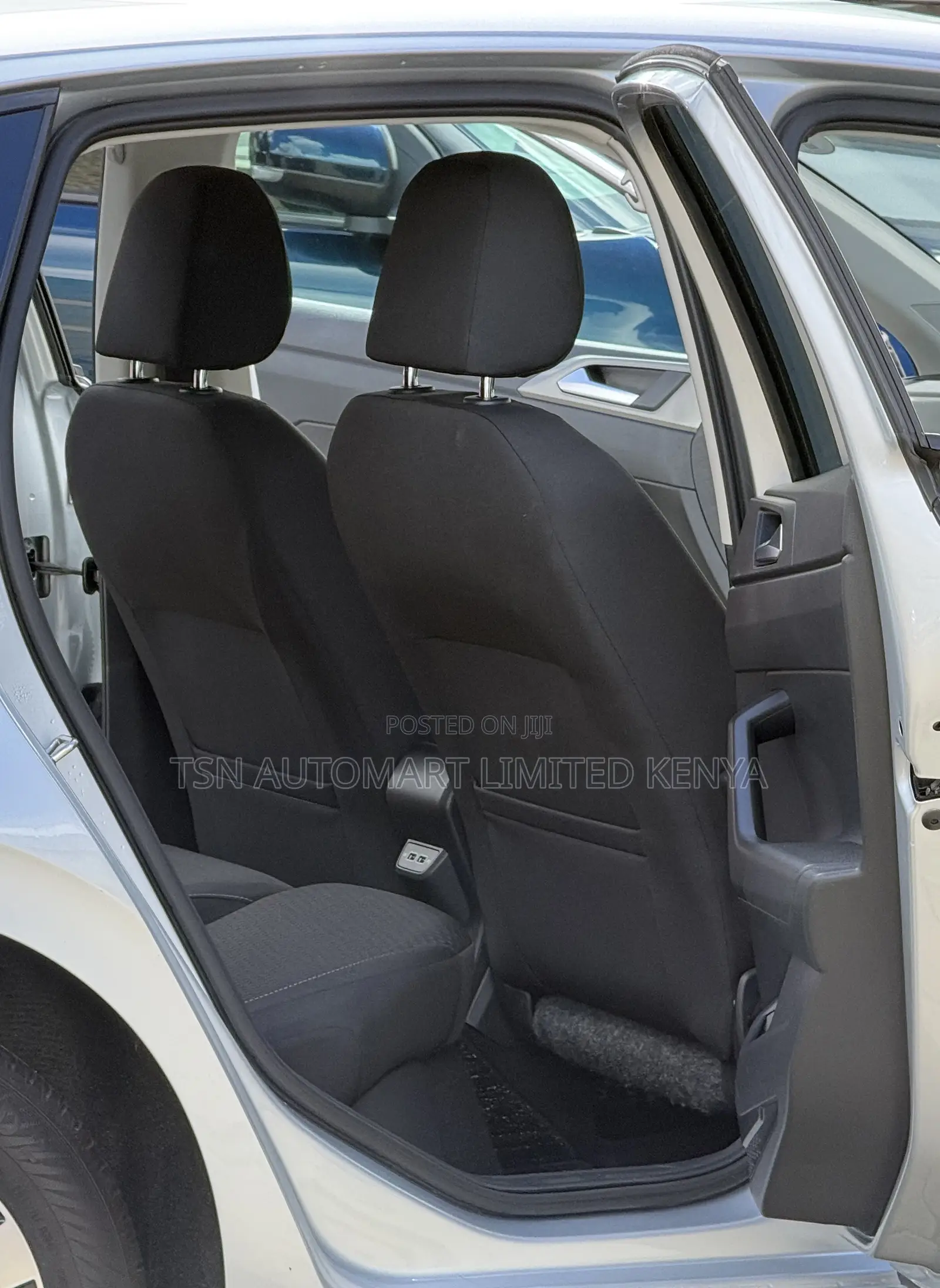Volkswagen Polo 2019 Silver