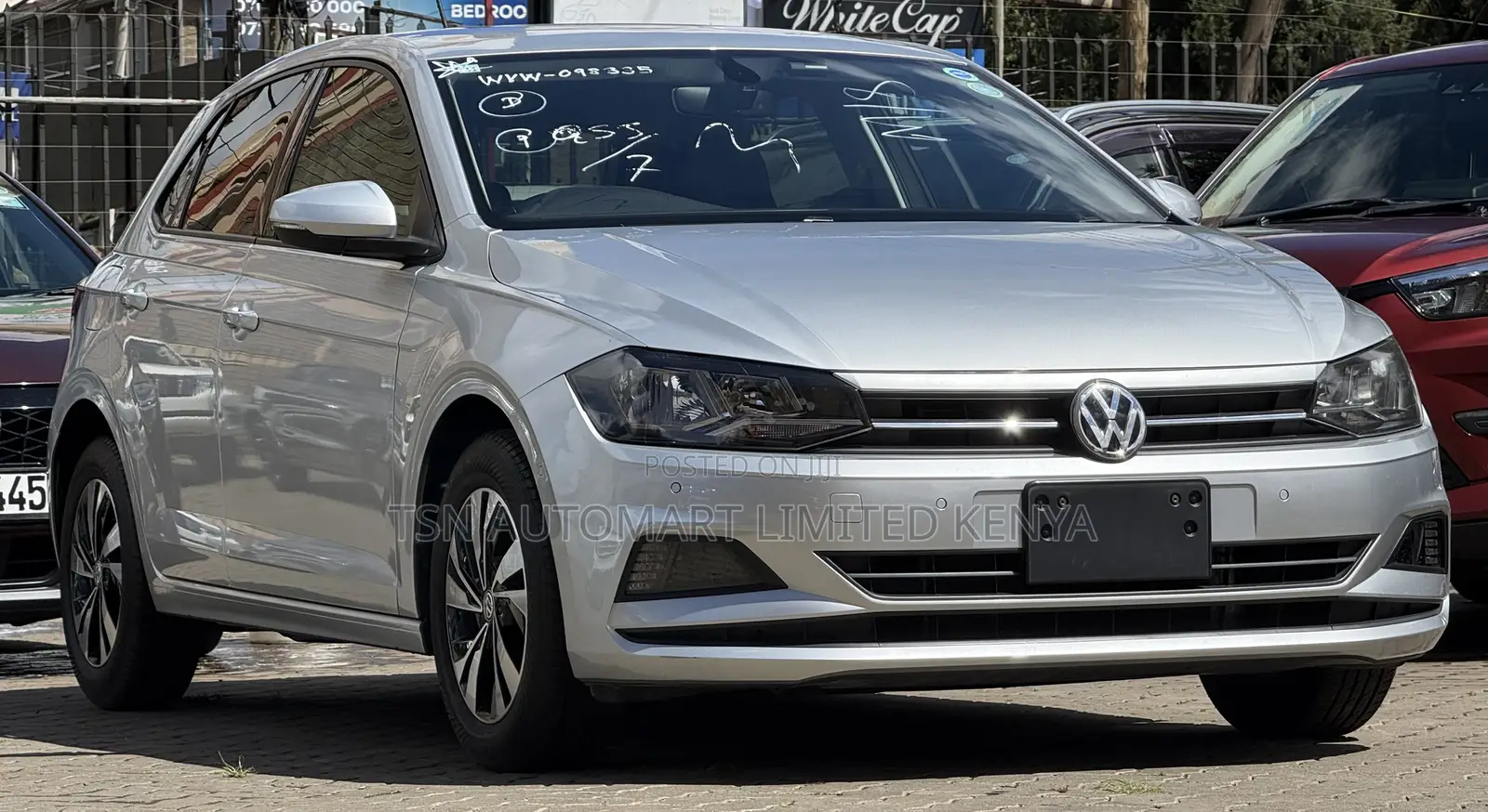 Volkswagen Polo 2019 Silver