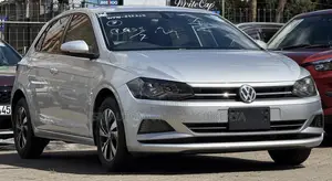 Volkswagen Polo 2019 Silver
