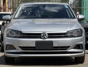 Volkswagen Polo 2019 Silver