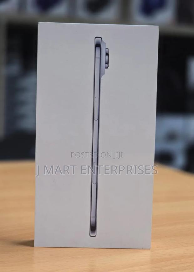 New Apple iPhone Air 256 GB Blue