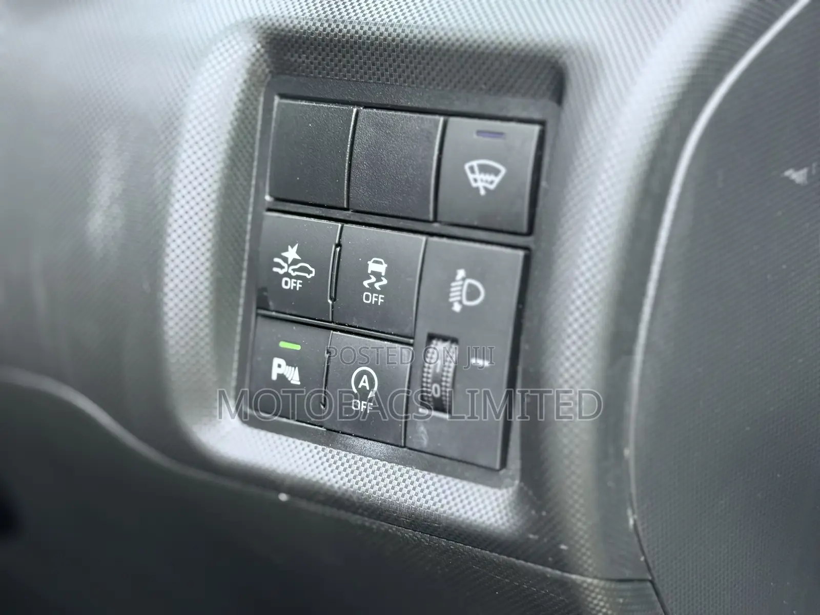Toyota Raize 1.0 AWD 2020 Blue