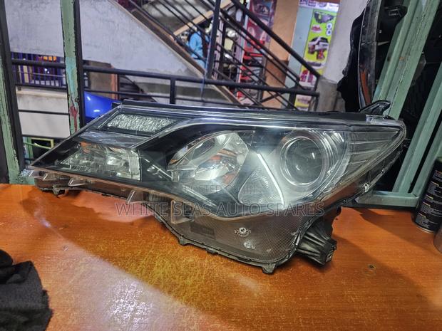 Rav 4 2015 Headlight
