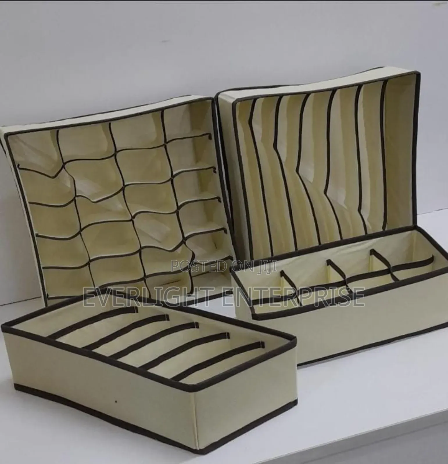 4 in 1 Under Garment Closet/ Wardrobe Organiser