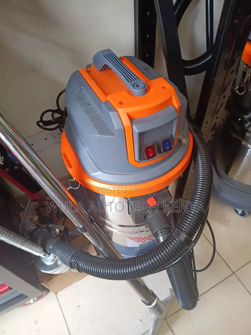 Dual Functional Spray Water/Detergent Vacuum Machine Sunshine