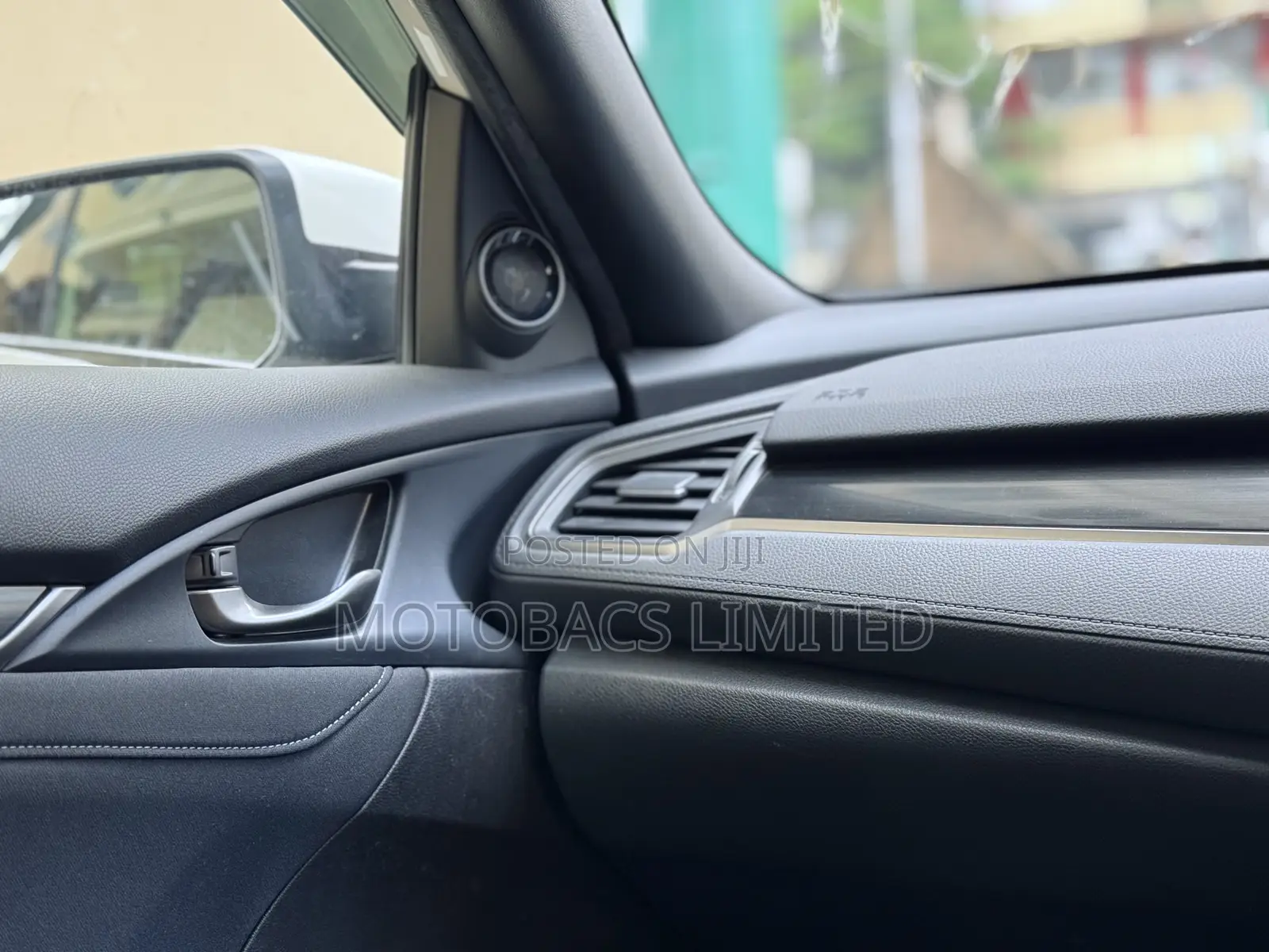 Honda Civic Sport Hatchback 2020 Pearl