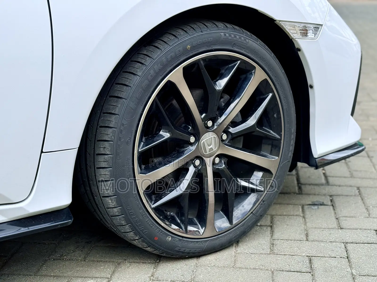 Honda Civic Sport Hatchback 2020 Pearl