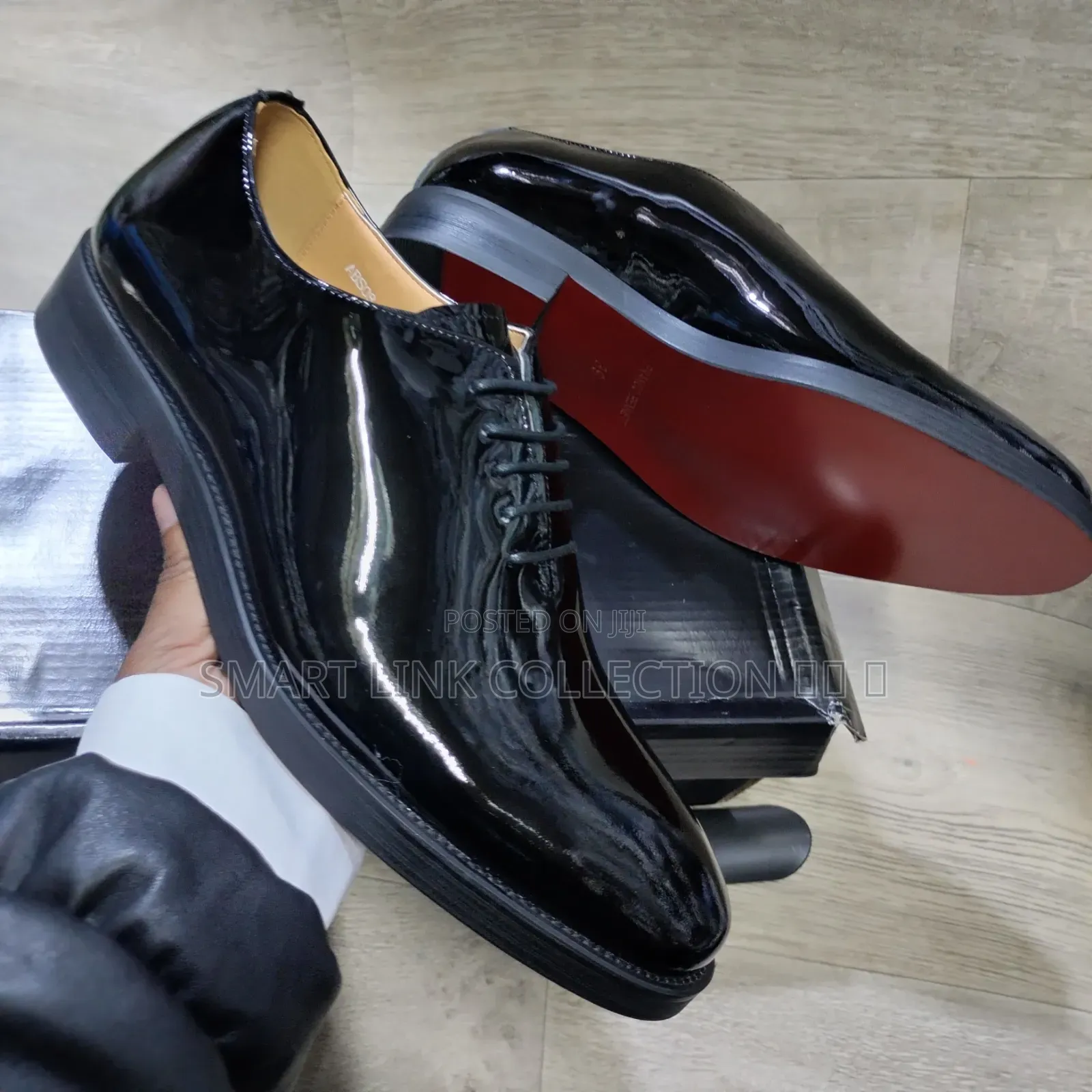 Wetlook Officials Shoes