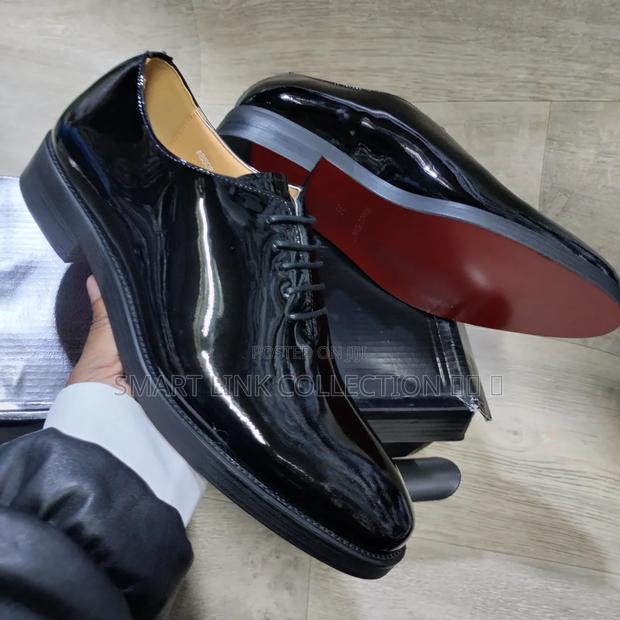 Wetlook Officials Shoes