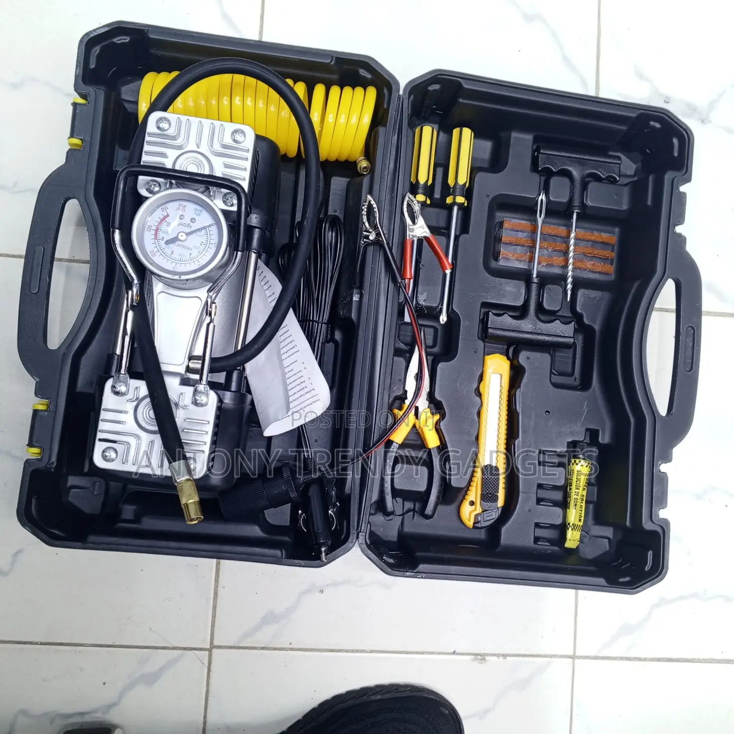 Portable Double Cylinder Car Tire Air Compressor Repair Kit